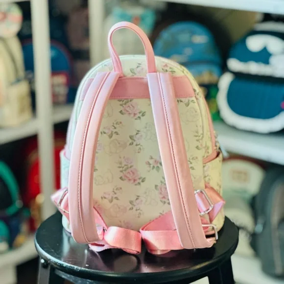 Lady and the Tramp - Lady in a Gift Box Mini Backpack - Picture 3 of 5